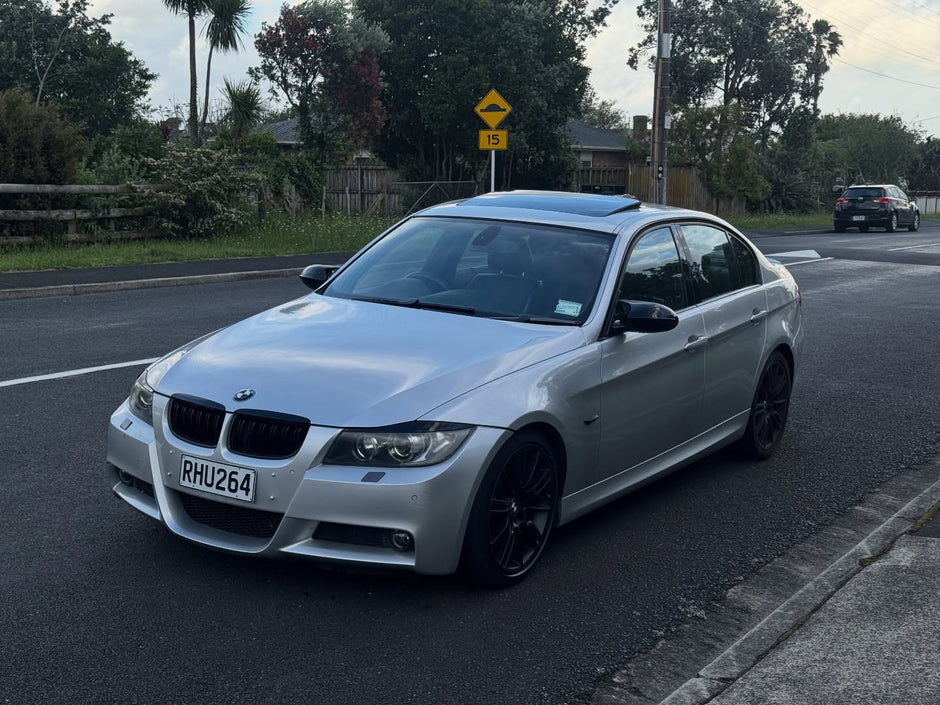 2005 BMW 330i E90 Sunroof 4DR