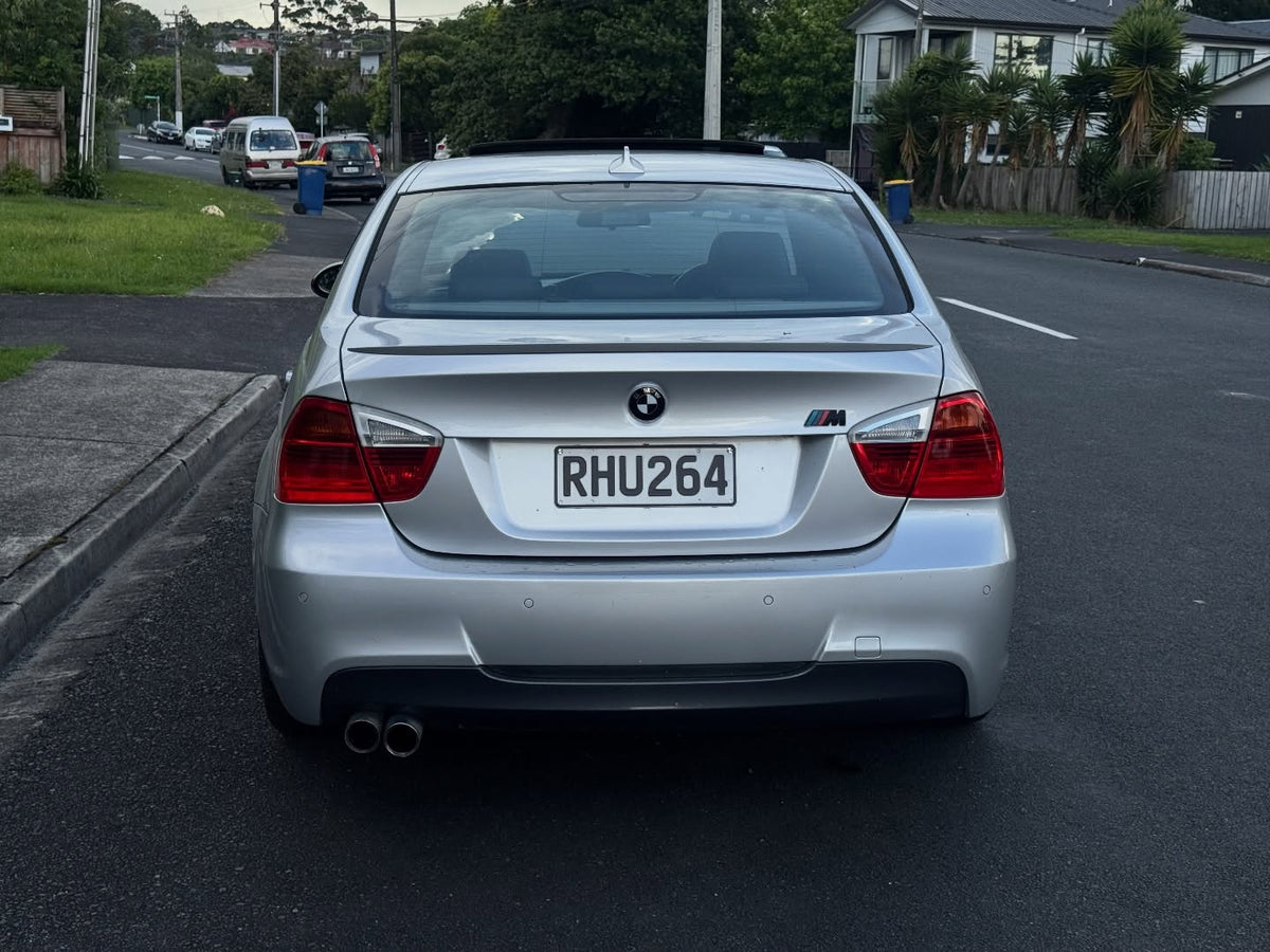 2005 BMW 330i E90 Sunroof 4DR