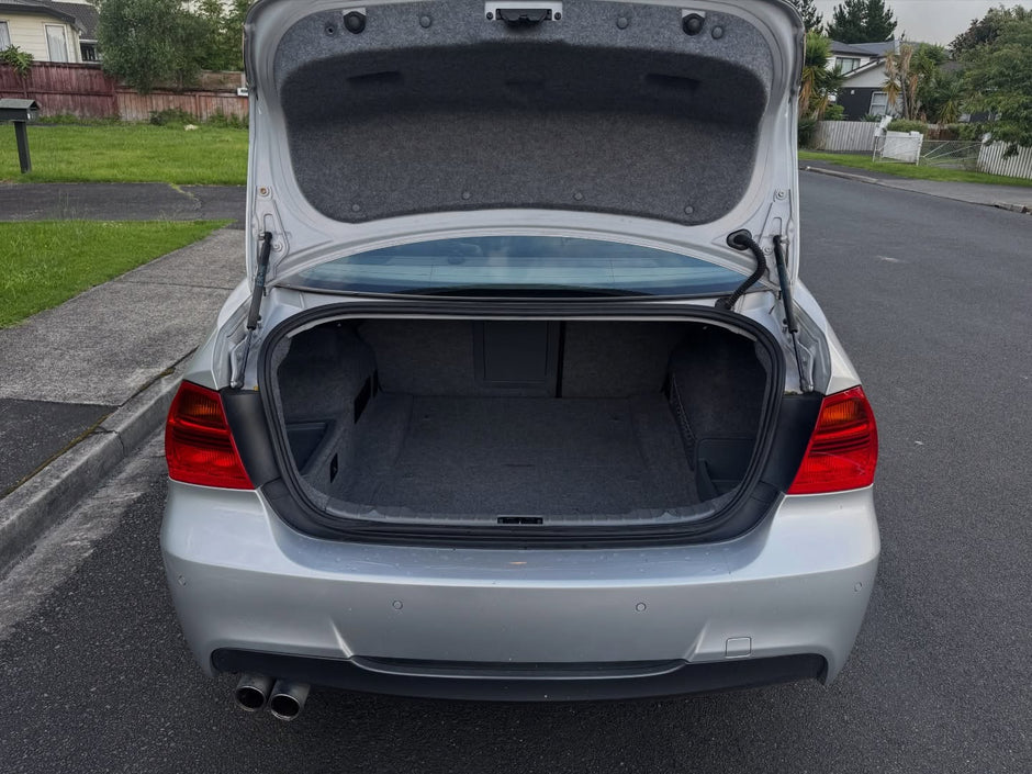 2005 BMW 330i E90 Sunroof 4DR