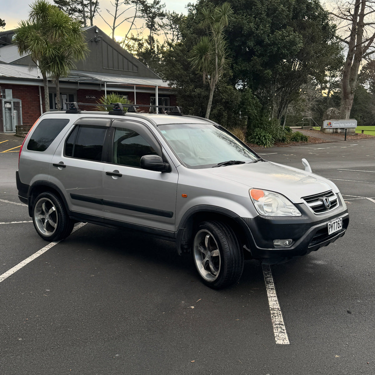 2004 Honda CR-V AWD